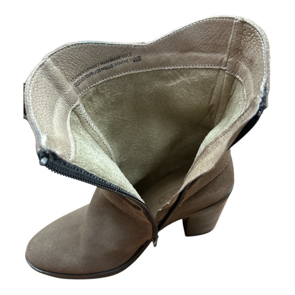 Yokono suede boots - Picture 7 of 9